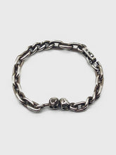 Load image into Gallery viewer, Werkstatt München - two skulls bracelet