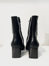 Load image into Gallery viewer, Lemaire ankle boots