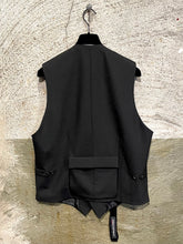 Load image into Gallery viewer, Core RD Knitting Co vest