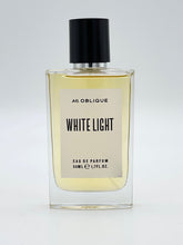 Load image into Gallery viewer, Atl. Oblique - White light