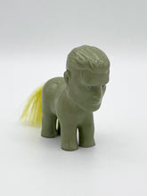 Load image into Gallery viewer, Yasar Aydin - art piece