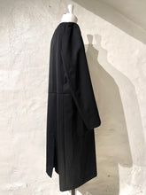 Load image into Gallery viewer, Maison Margiela MM6 reversible coat