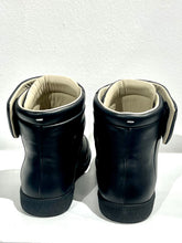 Load image into Gallery viewer, Maison Margiela future mid-top sneakers