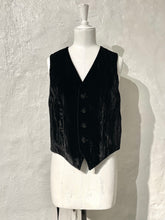 Load image into Gallery viewer, Ann Demeulemeester froissé velvet waistcoat