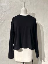 Load image into Gallery viewer, Ann Demeulemeester cropped long sleeve T-shirt