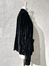 Load image into Gallery viewer, Ann Demeulemeester froissé velvet jacket