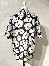 Load image into Gallery viewer, Dries Van Noten floral print shirt