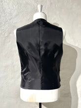 Load image into Gallery viewer, Core RD Knitting Co vest