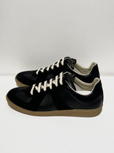 Load image into Gallery viewer, Maison Margiela replica sneaker