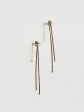 Load image into Gallery viewer, Ebon Li - earring