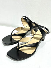 Load image into Gallery viewer, Lemaire leather sandals
