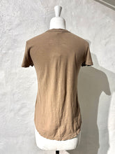 Load image into Gallery viewer, James Perse t-shirt