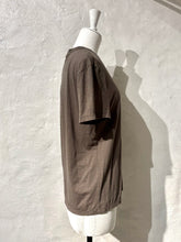 Load image into Gallery viewer, James Perse t-shirt