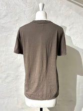 Load image into Gallery viewer, James Perse t-shirt