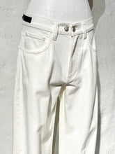 Load image into Gallery viewer, Adnym Atelier denim jeans