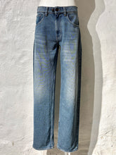 Load image into Gallery viewer, Adnym Atelier denim jeans