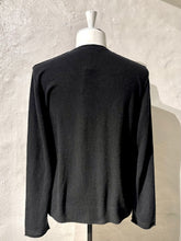 Load image into Gallery viewer, James Perse fine knit cashmere sweater