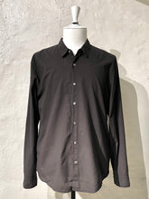 Load image into Gallery viewer, James Perse black cotton shirt