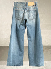 Load image into Gallery viewer, Maison Margiela MM6 denim jeans