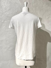 Load image into Gallery viewer, James Perse t-shirt