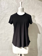 Load image into Gallery viewer, James Perse t-shirt