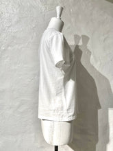 Load image into Gallery viewer, James Perse t-shirt