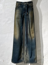 Load image into Gallery viewer, Ann Demeulemeester denim jeans