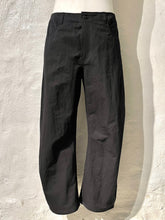 Load image into Gallery viewer, Coor curved trousers