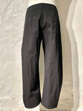 Load image into Gallery viewer, Coor curved trousers