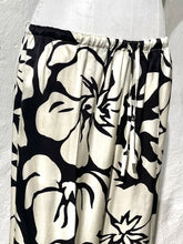 Load image into Gallery viewer, Dries Van Noten flower print trousers