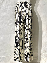 Load image into Gallery viewer, Dries Van Noten flower print trousers