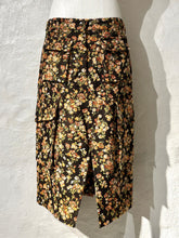 Load image into Gallery viewer, Dries Van Noten floral print cargo skirt