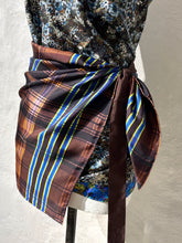 Load image into Gallery viewer, Dries Van Noten wrap top