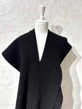 Load image into Gallery viewer, Marina Yee double square scarf