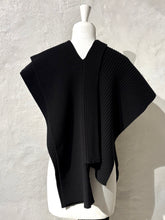 Load image into Gallery viewer, Marina Yee double square scarf