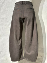 Load image into Gallery viewer, Coor curved leg moleskin trousers