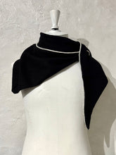 Load image into Gallery viewer, Adnym Atelier scarf