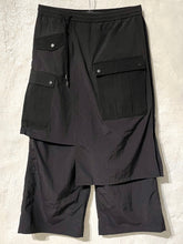 Load image into Gallery viewer, Maharishi trousers