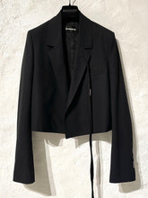 Load image into Gallery viewer, Ann Demeulemeester cropped suit jacket