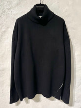 Load image into Gallery viewer, Adnym Atelier turtleneck sweater