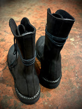 Load image into Gallery viewer, Guidi lace up boots