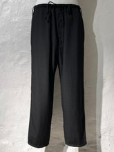 Load image into Gallery viewer, Yohji Yamamoto standard string trousers