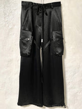 Load image into Gallery viewer, Ann Demeulemeester trousers