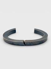 Load image into Gallery viewer, Filip Palmén - cuff