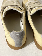 Load image into Gallery viewer, Maison Margiela replica sneakers