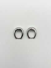 Load image into Gallery viewer, Tom Wood earrings