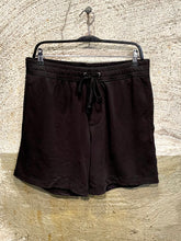 Load image into Gallery viewer, James Perse classic sweat shorts