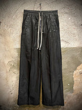 Load image into Gallery viewer, Rick Owens DRKSHDW coated woven trousers