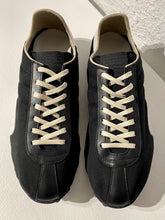 Load image into Gallery viewer, Maison Margiela low top sprinters