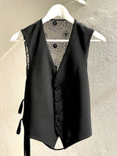 Load image into Gallery viewer, Ann Demeulemeester embroidery waistcoat